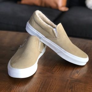 VANS (suede/fleece) khaki/white Classic Slip-on